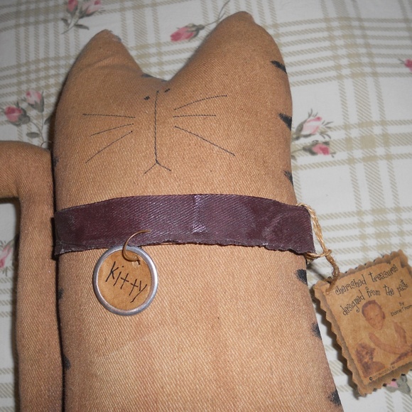 Stuffed Kitty (Not a toy) NEW - Picture 1 of 5